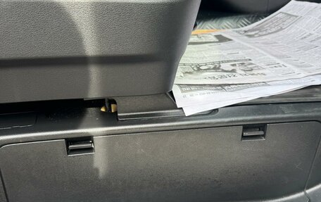 Hyundai Staria, 2021 год, 1 800 000 рублей, 18 фотография