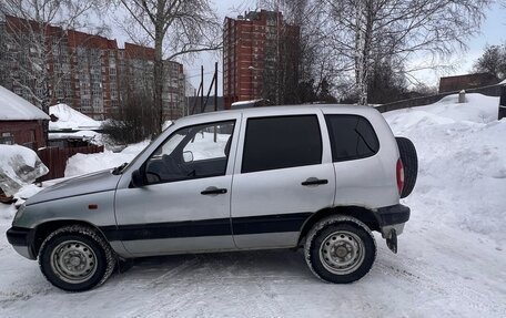 Chevrolet Niva I рестайлинг, 2004 год, 220 000 рублей, 4 фотография