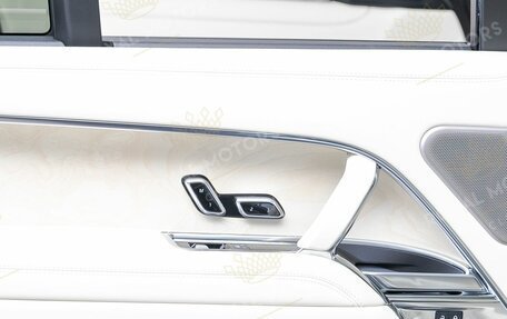 Land Rover Range Rover IV рестайлинг, 2025 год, 32 400 000 рублей, 24 фотография