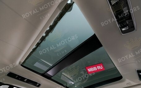 Land Rover Range Rover IV рестайлинг, 2025 год, 32 400 000 рублей, 25 фотография