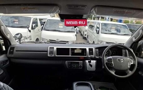 Toyota HiAce H200, 2023 год, 3 415 000 рублей, 14 фотография