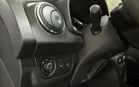 Renault Logan II, 2020 год, 1 200 000 рублей, 10 фотография