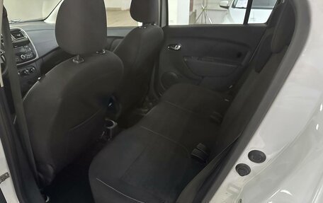 Renault Logan II, 2020 год, 1 200 000 рублей, 13 фотография