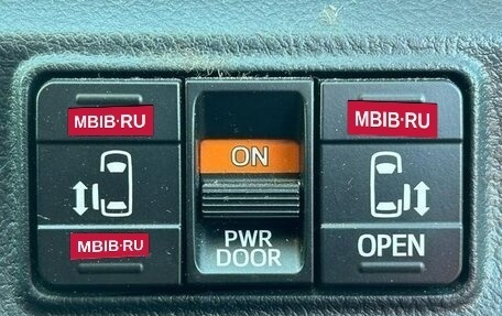 Toyota Sienta II, 2018 год, 1 369 000 рублей, 6 фотография