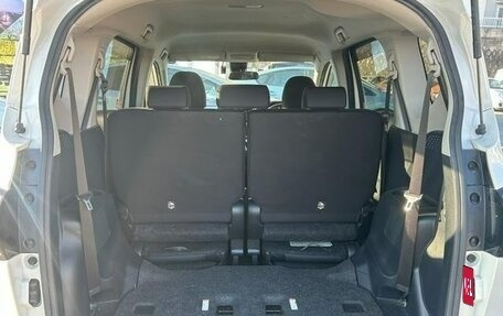 Toyota Sienta II, 2018 год, 1 369 000 рублей, 29 фотография