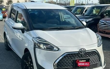 Toyota Sienta II, 2018 год, 1 369 000 рублей, 38 фотография