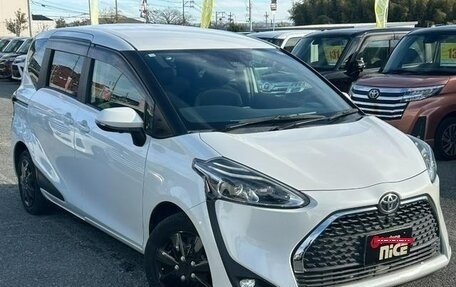 Toyota Sienta II, 2018 год, 1 369 000 рублей, 39 фотография