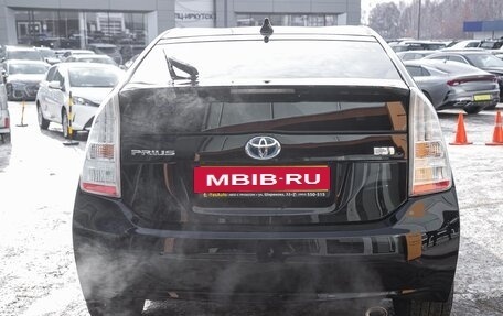 Toyota Prius, 2010 год, 1 035 000 рублей, 7 фотография