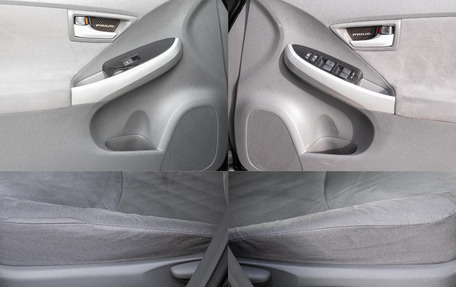 Toyota Prius, 2010 год, 1 035 000 рублей, 21 фотография