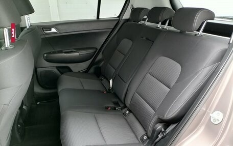 KIA Sportage IV рестайлинг, 2019 год, 1 999 000 рублей, 11 фотография