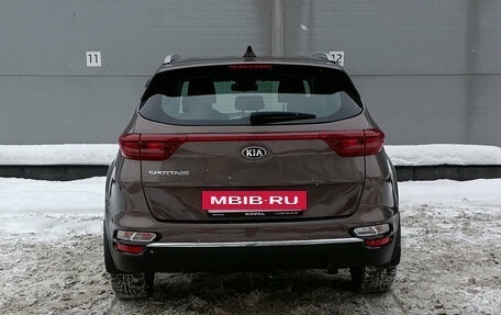 KIA Sportage IV рестайлинг, 2019 год, 1 999 000 рублей, 6 фотография