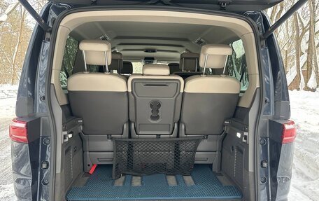 Volkswagen Multivan, 2024 год, 9 950 000 рублей, 14 фотография