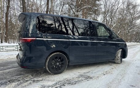 Volkswagen Multivan, 2024 год, 9 950 000 рублей, 8 фотография