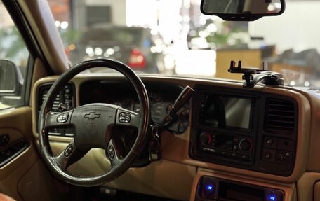 Chevrolet Tahoe II, 2005 год, 749 000 рублей, 14 фотография