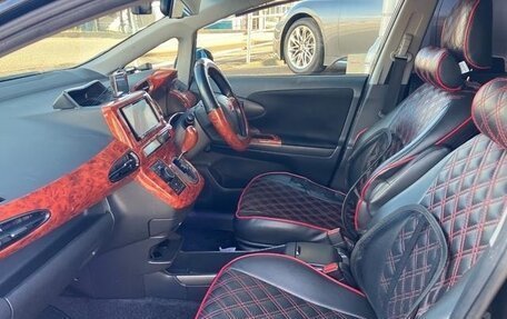 Toyota Wish II, 2010 год, 1 154 000 рублей, 24 фотография