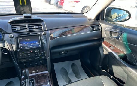 Toyota Camry, 2016 год, 1 799 000 рублей, 17 фотография