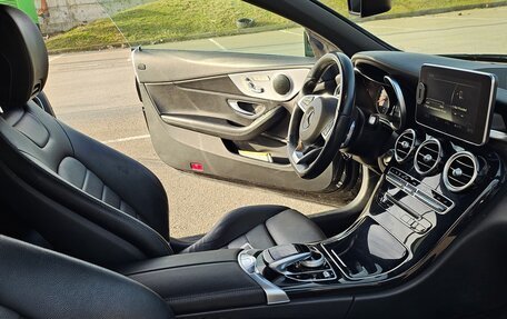 Mercedes-Benz C-Класс, 2018 год, 4 000 000 рублей, 10 фотография