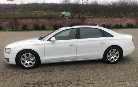 Audi A8, 2013 год, 1 270 000 рублей, 2 фотография