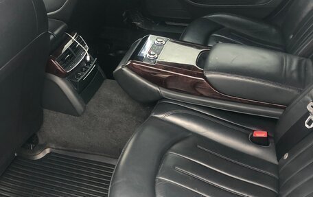 Audi A8, 2013 год, 1 270 000 рублей, 13 фотография