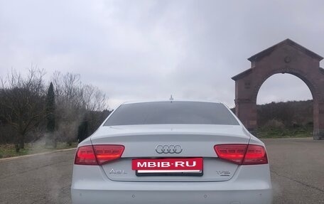 Audi A8, 2013 год, 1 270 000 рублей, 4 фотография