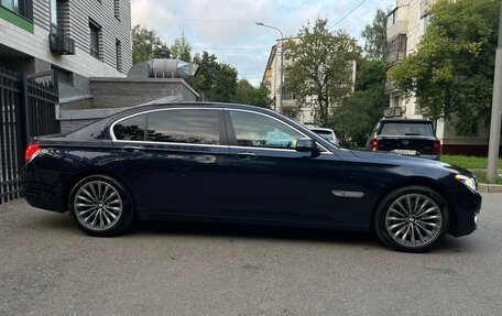 BMW 7 серия, 2013 год, 2 050 000 рублей, 2 фотография
