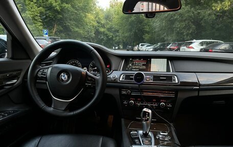 BMW 7 серия, 2013 год, 2 050 000 рублей, 21 фотография