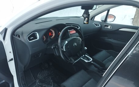 Citroen C4 II рестайлинг, 2011 год, 630 000 рублей, 10 фотография