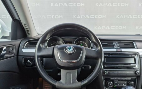 Skoda Superb III рестайлинг, 2012 год, 1 049 000 рублей, 5 фотография