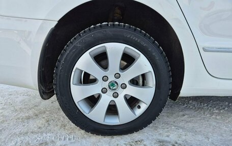 Skoda Superb III рестайлинг, 2012 год, 1 049 000 рублей, 12 фотография