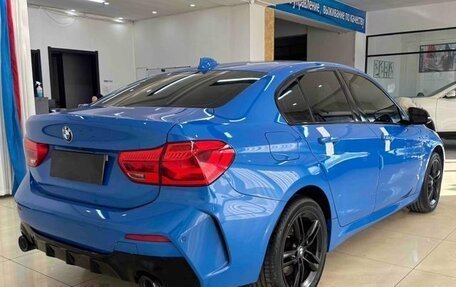 BMW 1 серия, 2022 год, 1 660 000 рублей, 6 фотография