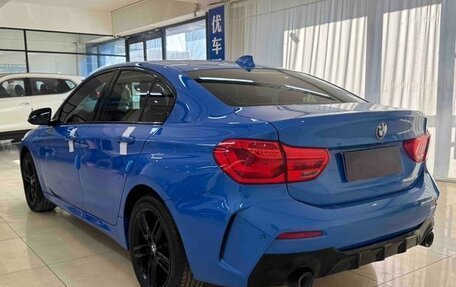 BMW 1 серия, 2022 год, 1 660 000 рублей, 4 фотография