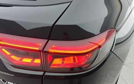 Honda Vezel, 2024 год, 2 660 000 рублей, 3 фотография