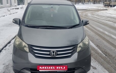 Honda Freed I, 2008 год, 1 020 000 рублей, 2 фотография