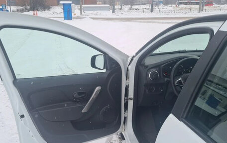 Renault Sandero II рестайлинг, 2021 год, 800 000 рублей, 12 фотография