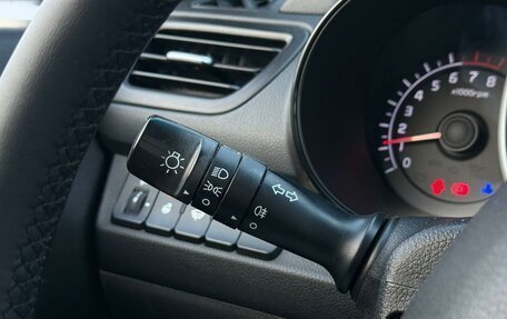 KIA Rio III рестайлинг, 2016 год, 984 000 рублей, 16 фотография