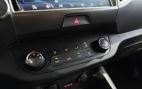 KIA Sportage III, 2011 год, 999 000 рублей, 15 фотография