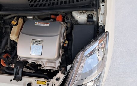 Toyota Prius, 2011 год, 1 100 000 рублей, 6 фотография