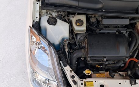 Toyota Prius, 2011 год, 1 100 000 рублей, 7 фотография