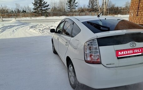 Toyota Prius, 2011 год, 1 100 000 рублей, 3 фотография