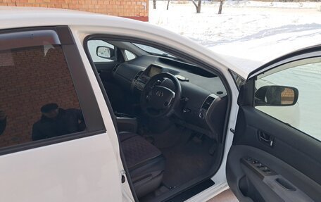 Toyota Prius, 2011 год, 1 100 000 рублей, 19 фотография