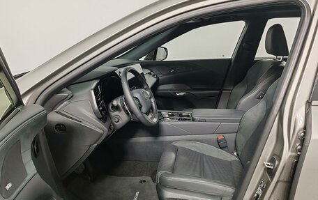 Lexus RX IV рестайлинг, 2025 год, 13 200 000 рублей, 9 фотография