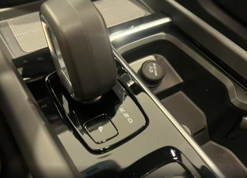 Volvo XC60 II, 2025 год, 5 300 000 рублей, 14 фотография