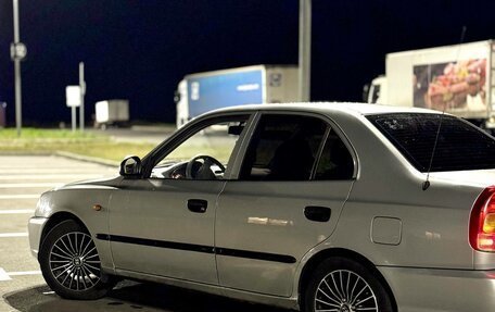 Hyundai Accent II, 2004 год, 260 000 рублей, 2 фотография