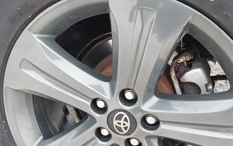 Toyota Highlander III, 2011 год, 1 920 000 рублей, 2 фотография