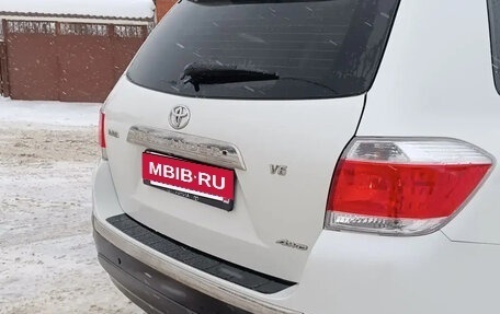 Toyota Highlander III, 2011 год, 1 920 000 рублей, 5 фотография