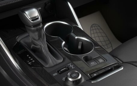 Toyota Highlander, 2025 год, 6 000 000 рублей, 15 фотография