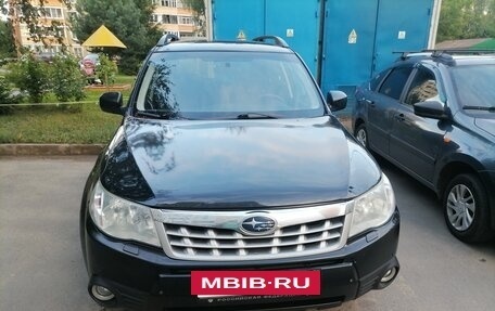 Subaru Forester, 2011 год, 900 000 рублей, 3 фотография