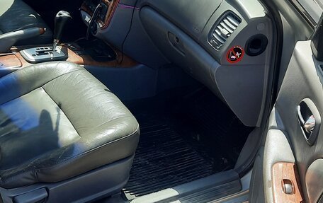 KIA Magentis I, 2001 год, 300 000 рублей, 9 фотография