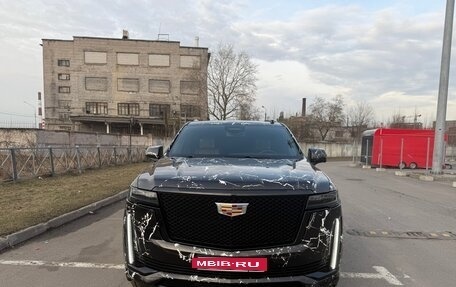 Cadillac Escalade V, 2021 год, 10 900 000 рублей, 16 фотография