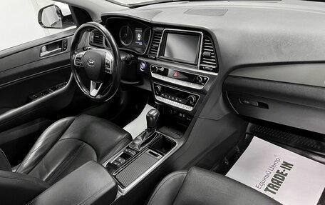 Hyundai Sonata VII, 2018 год, 1 975 000 рублей, 14 фотография